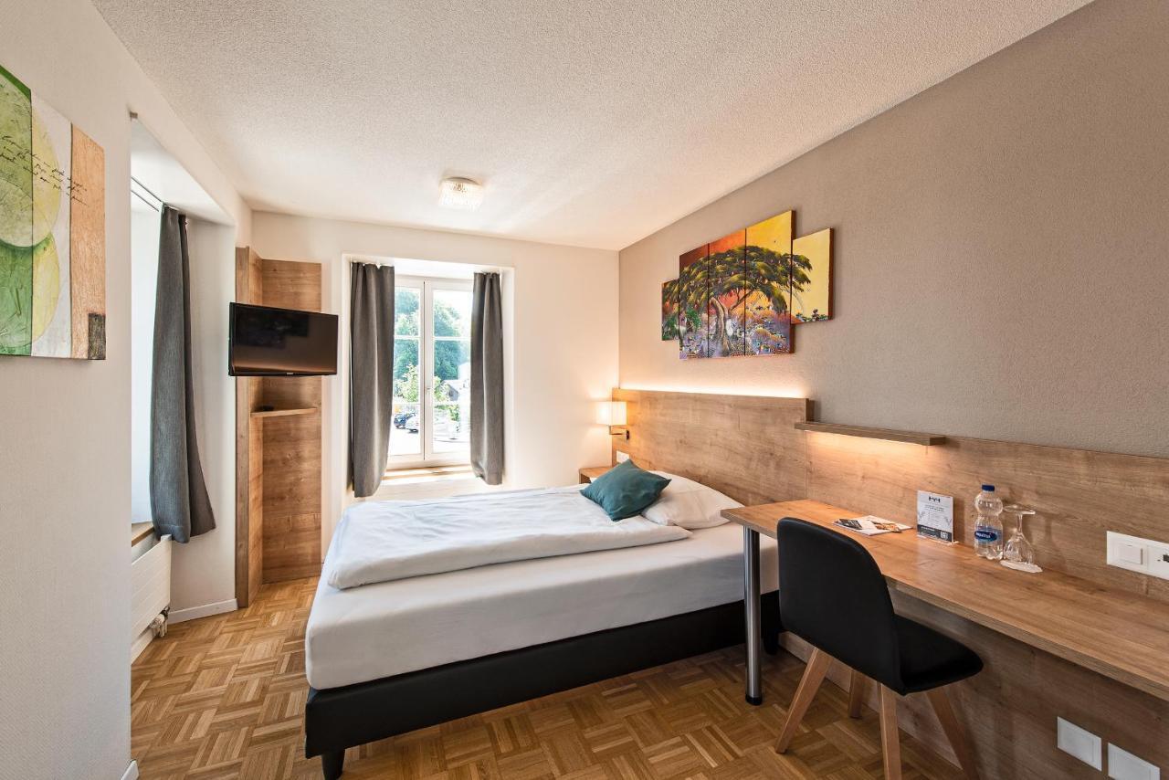 Hotel Zum Hirschen Schindellegi ภายนอก รูปภาพ